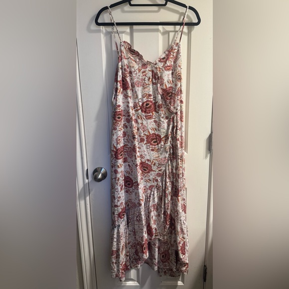 Floral Boho Maxi Dress - Picture 1 of 9